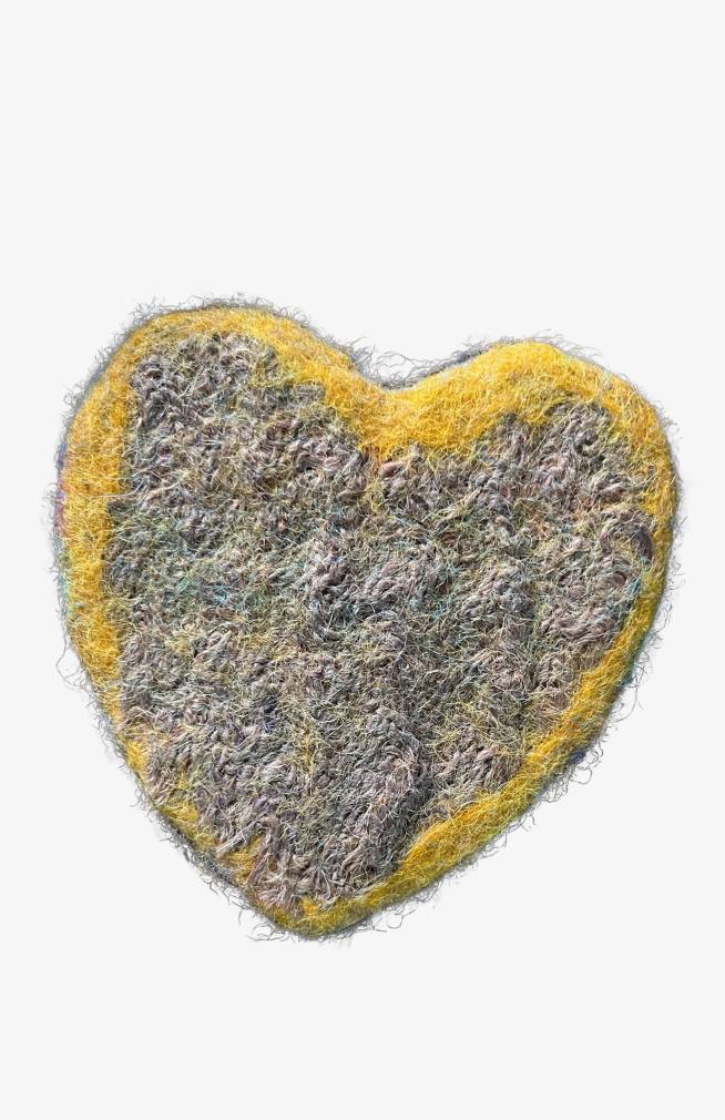 Striped Heart Dish Scrubber