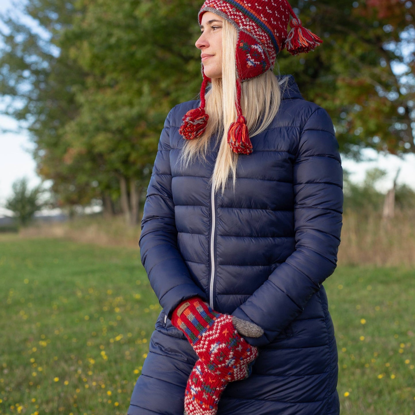Helsinki - women's wool knit mittens: Bordeaux