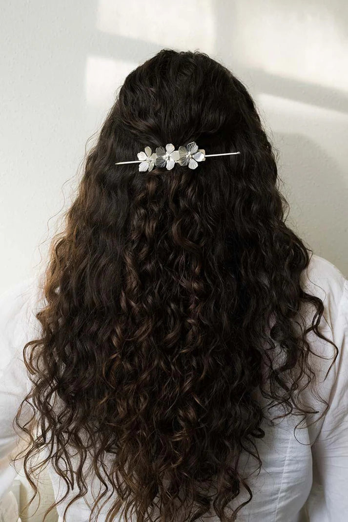 Sayuri Flower Silver Hair Pin