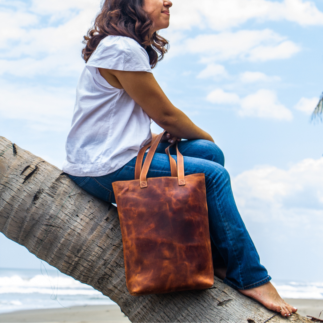 Tote in Leather / Brown / Fair trade Handmade Artisanal: Saddle Brown