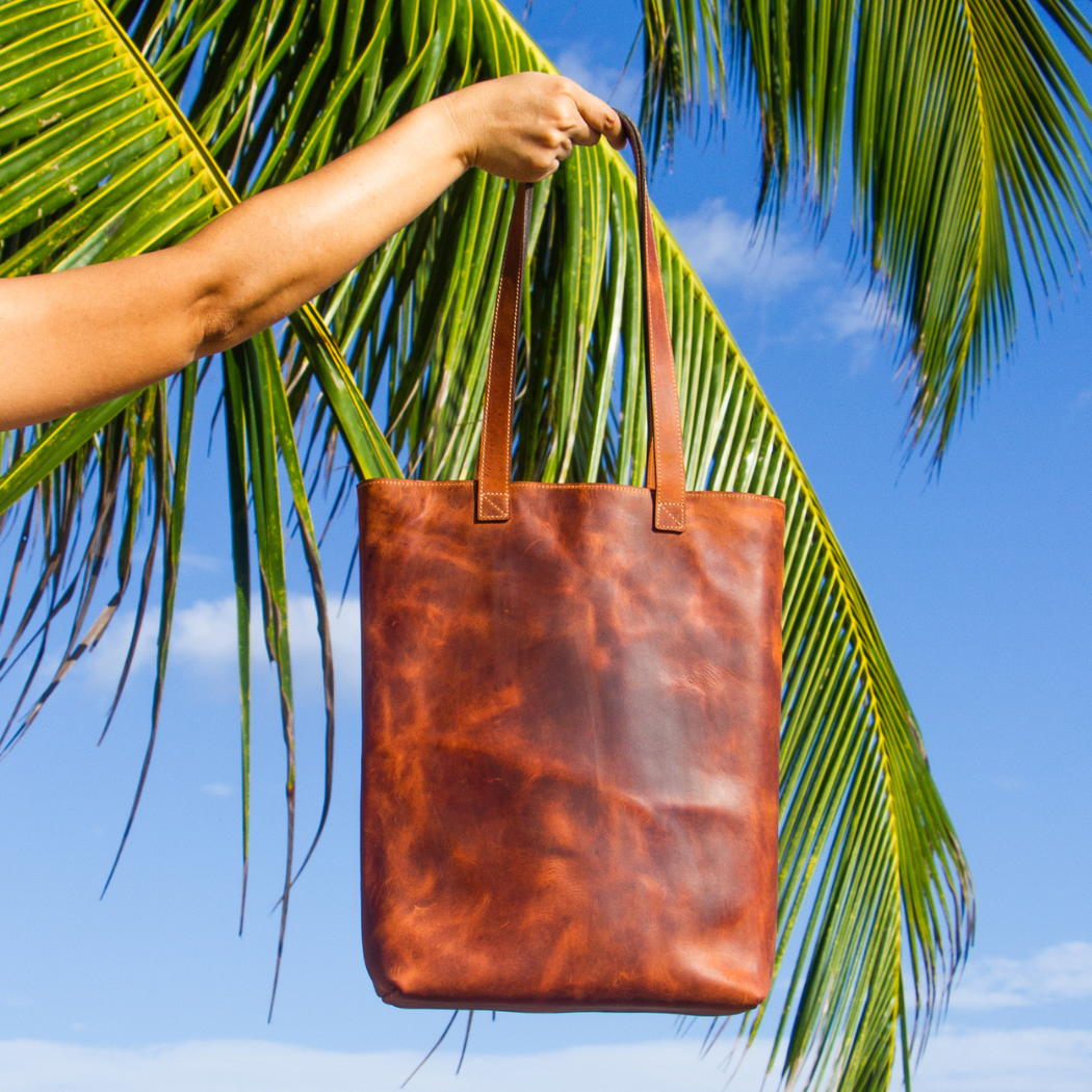 Tote in Leather / Brown / Fair trade Handmade Artisanal: Saddle Brown