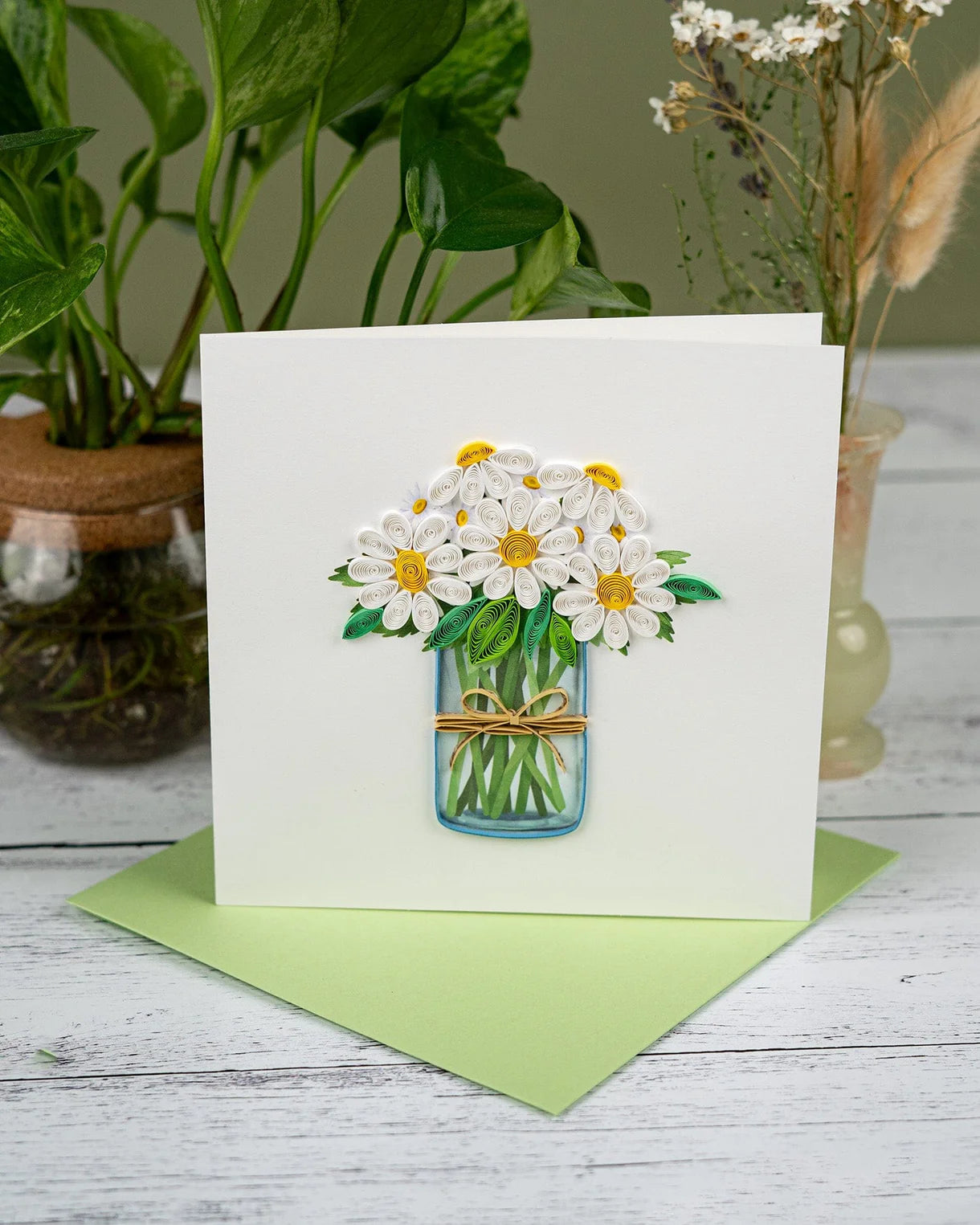 Quilling Cards Vietnam - White Daisies