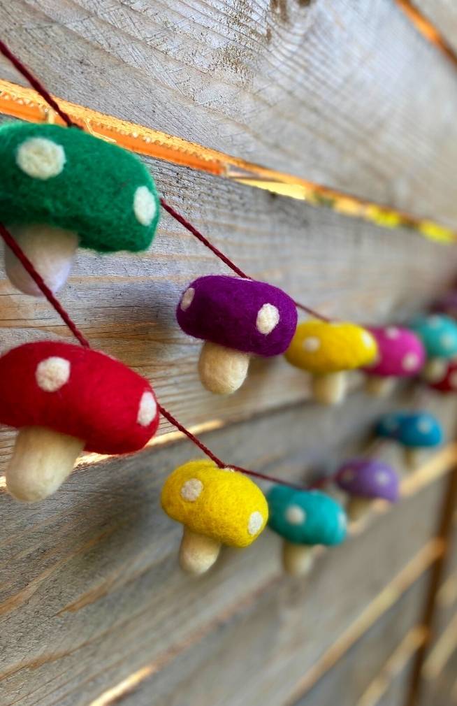 Felt Mushroom Garland - Ganesh