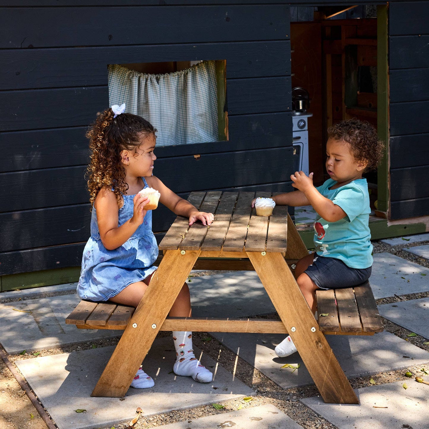 Kids Socks that Provide Meals (Blue Cupcakes): Youth