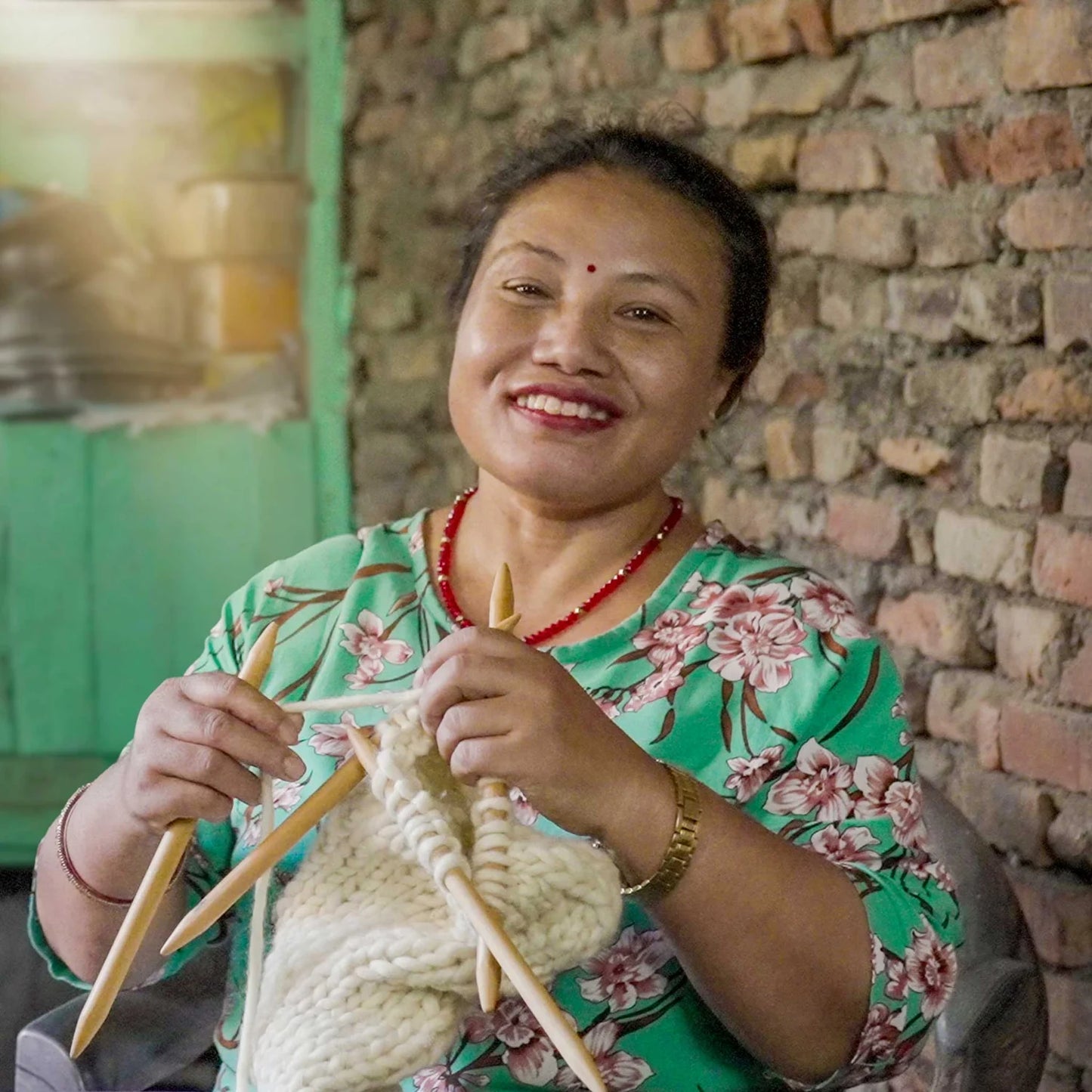 Kids Paw Print Mitts