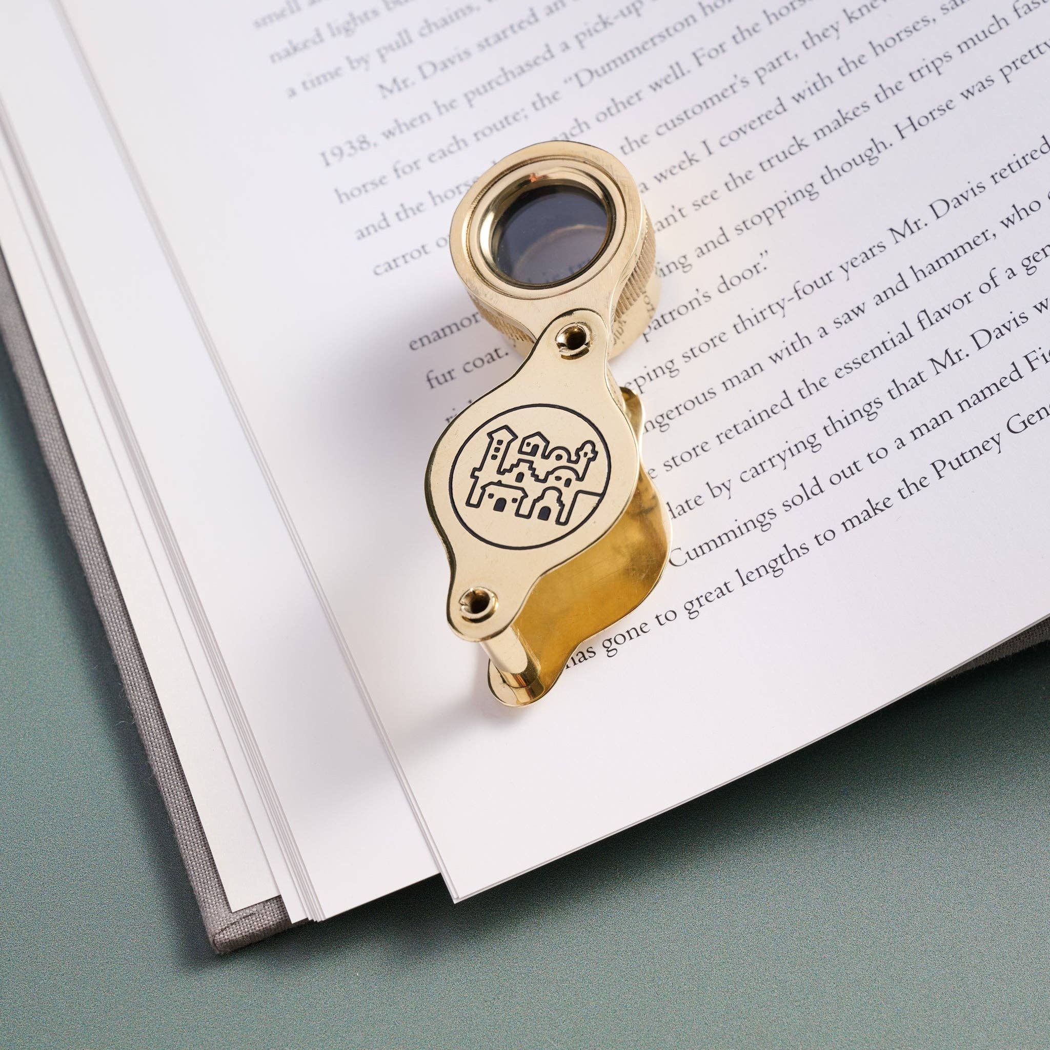 Easy Read Portable Magnifier – Ten Thousand Villages Abbotsford