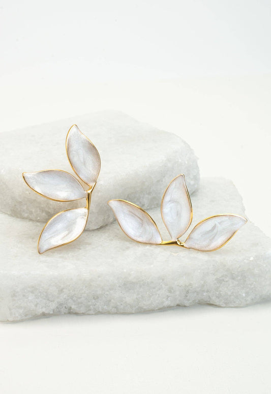 Canopy Leaf Earrings in Pearl White