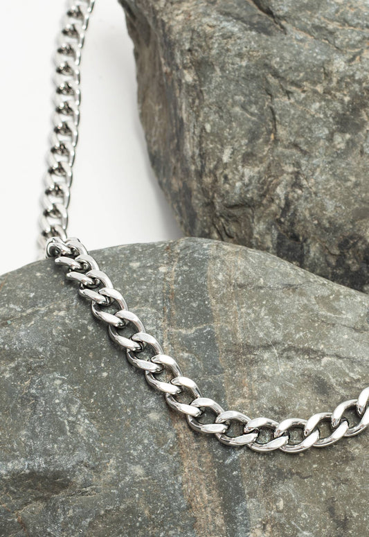 Linked Curb Chain in Stainless Steel