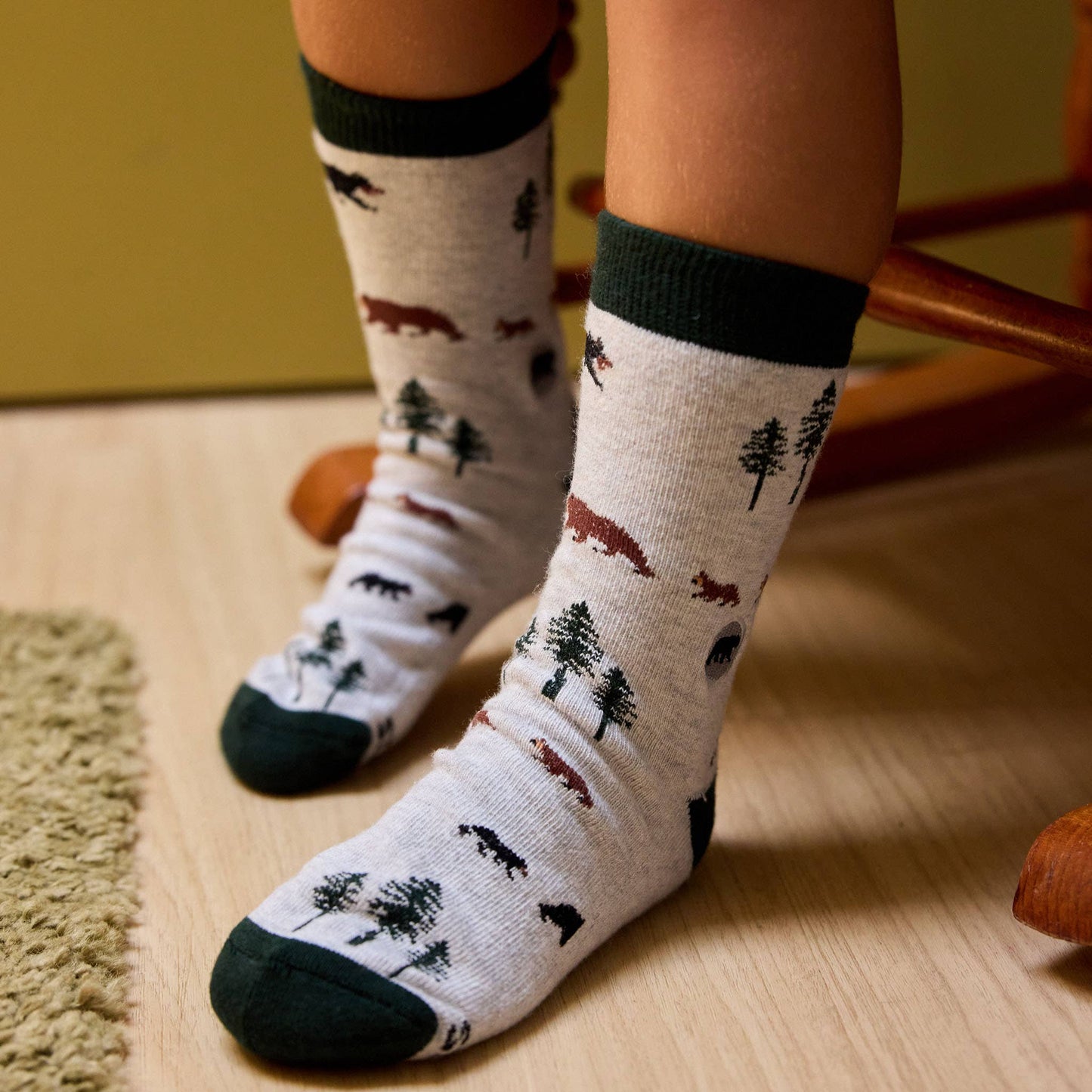 Kids Socks that Protect Bears: Youth