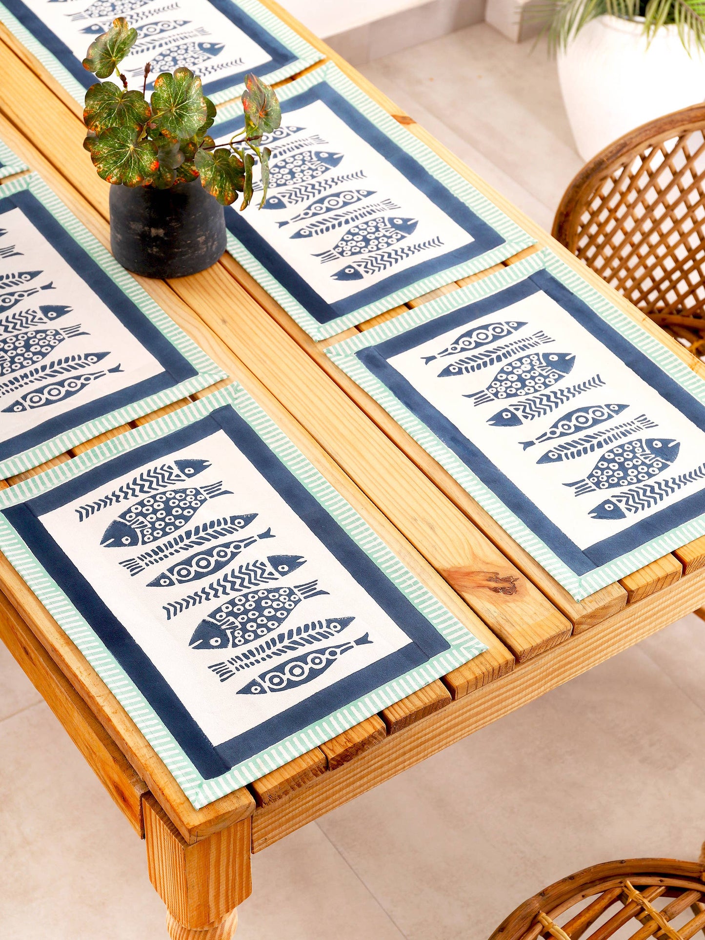 Fish Placemats Navy/Mint