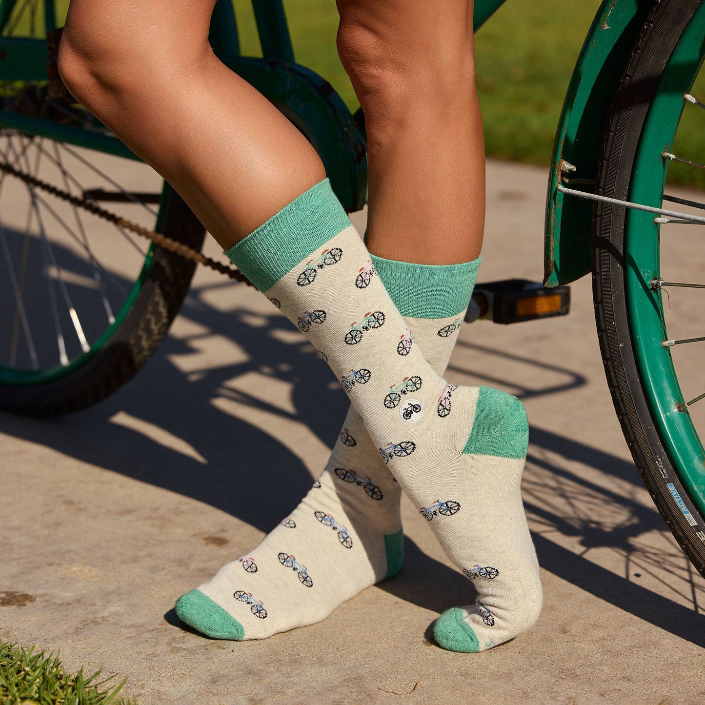 Socks that Support Youth Sports (Beige Bicycles)