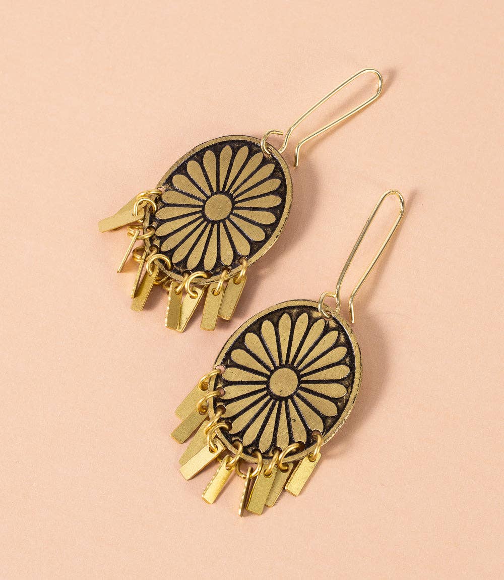 Nisha Oval Dangle Earrings