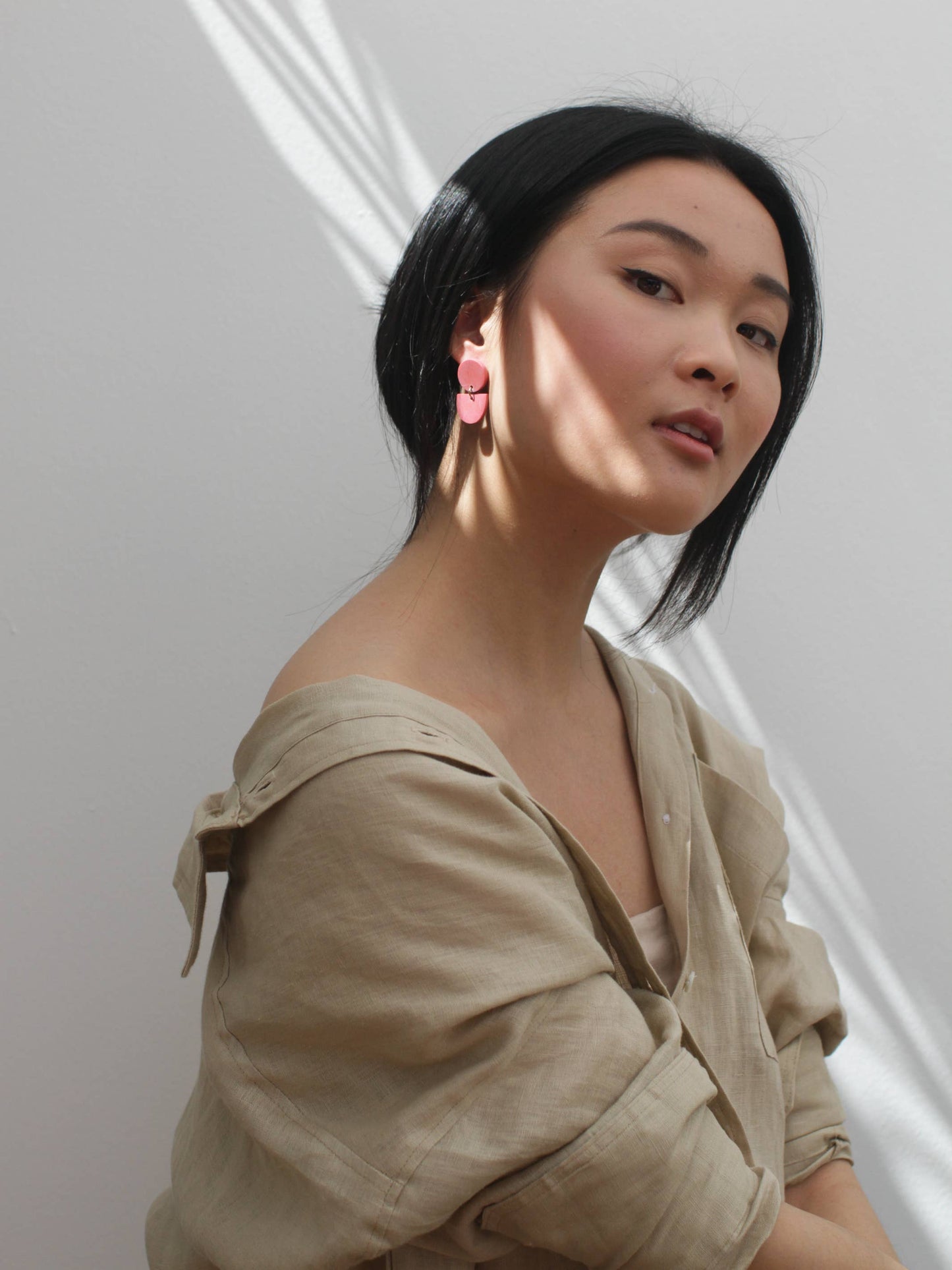 Mojave Backflip Clay Earrings: Bone